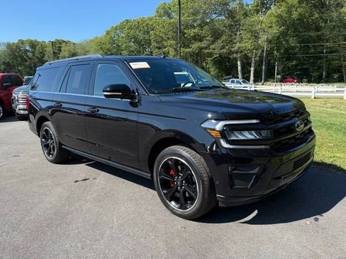 Certified 2022 Ford Expedition Max Limited image 11