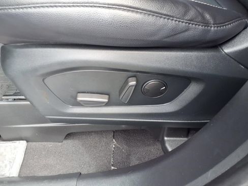 Used 2022 Ford Explorer Limited AWD/4WD image 21