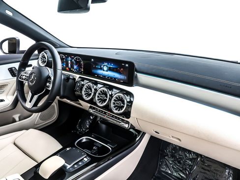 Certified 2023 Mercedes-Benz CLA 250 image 18