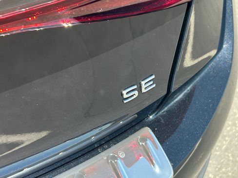 New 2026 Volkswagen Jetta SE FWD image 23