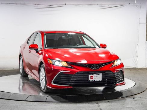 Certified 2023 Toyota Camry LE w/ Convenience Package FWD image 6