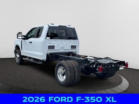 New 2026 Ford F350 XL w/ XL Chrome Package image 3