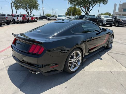 Used 2016 Ford Mustang GT Premium w/ GT Performance Package RWD image 4