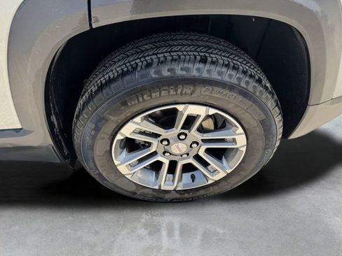 Used 2025 GMC Terrain Elevation AWD/4WD image 21