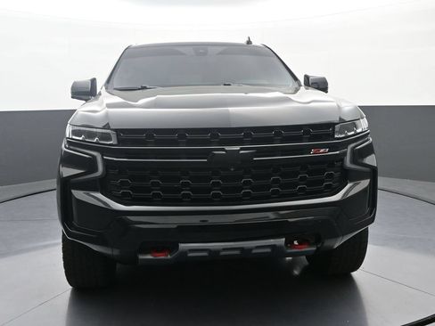 Used 2021 Chevrolet Tahoe Z71 w/ Z71 Signature Package AWD/4WD image 2