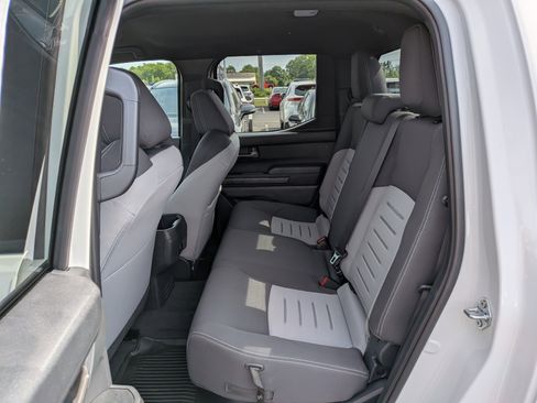 Used 2025 Toyota Tacoma TRD Off-Road AWD/4WD image 18