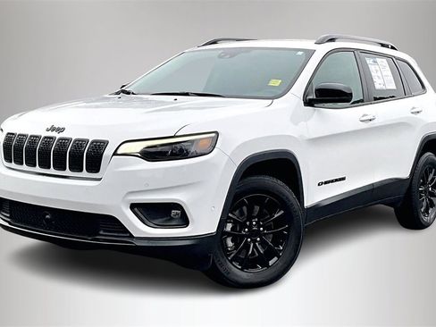Used 2023 Jeep Cherokee Altitude Lux image 3