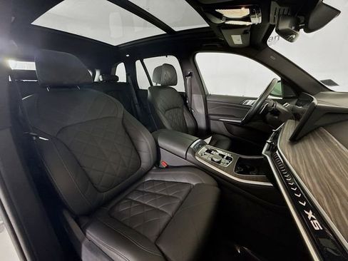 Used 2024 BMW X5 xDrive50e w/ Premium Package image 30