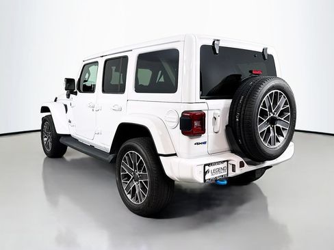 Used 2023 Jeep Wrangler Unlimited Sahara AWD/4WD image 7