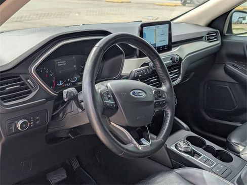 Used 2020 Ford Escape SEL image 12