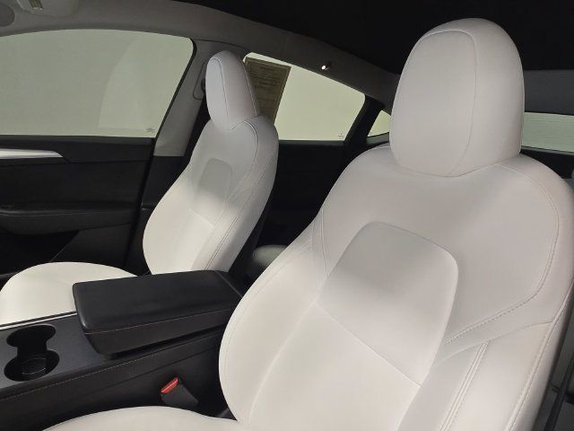 Used 2024 Tesla Model Y Performance AWD/4WD image 19