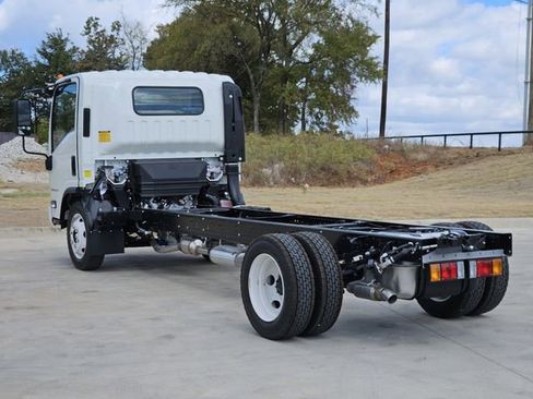 New 2025 Chevrolet Low Cab Forward 5500HG RWD image 5