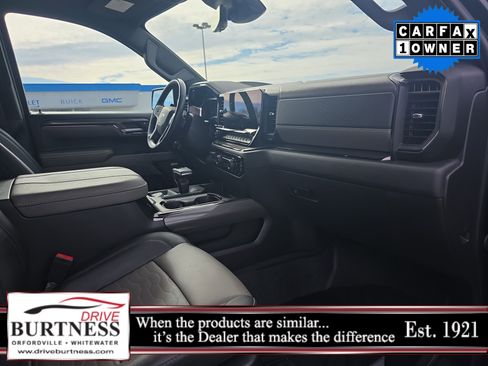 Used 2023 Chevrolet Silverado 1500 ZR2 w/ Technology Package image 10