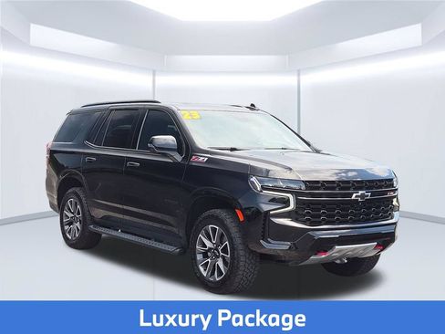 Used 2023 Chevrolet Tahoe Z71 w/ Luxury Package AWD/4WD image 9