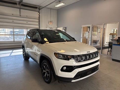 New 2025 Jeep Compass Limited w/ Sun & Sound Group image 5
