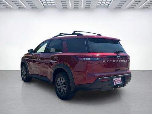 Used 2023 Nissan Pathfinder SV w/ SV Premium Package AWD/4WD image 6