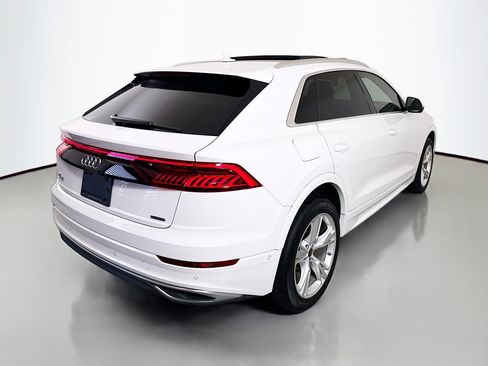 Used 2023 Audi Q8 Premium w/ Convenience Package image 7