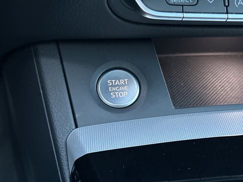 Used 2025 Audi Q5 2.0T Premium image 23