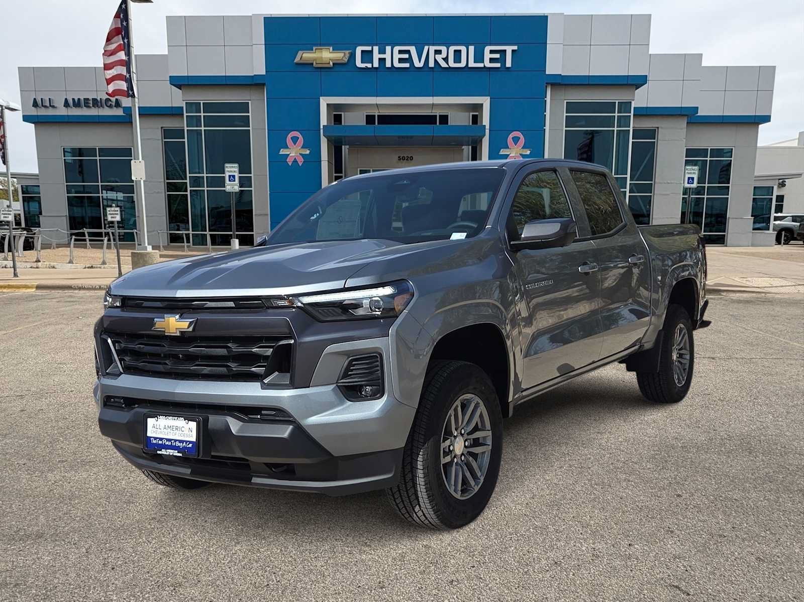 New 2026 Chevrolet Colorado LT w/ LT Convenience Package AWD/4WD image 1