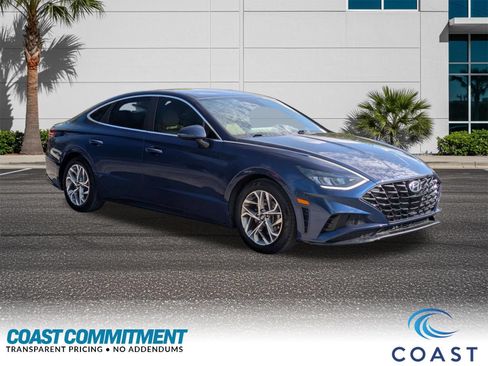 Used 2020 Hyundai Sonata SEL w/ Premium Package FWD image 3