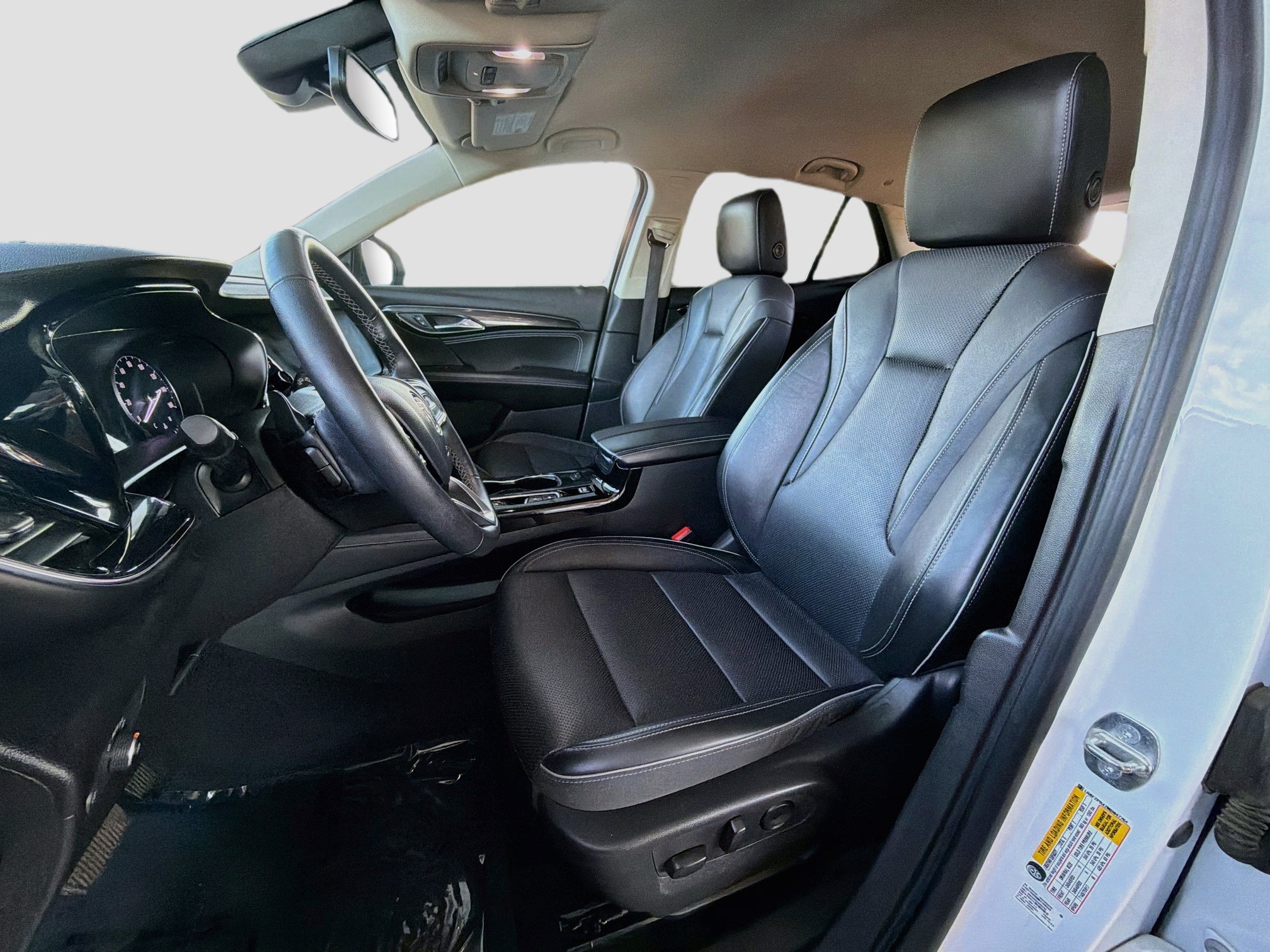 Used 2021 Buick Envision Essence w/ Sport Touring Package AWD/4WD image 13
