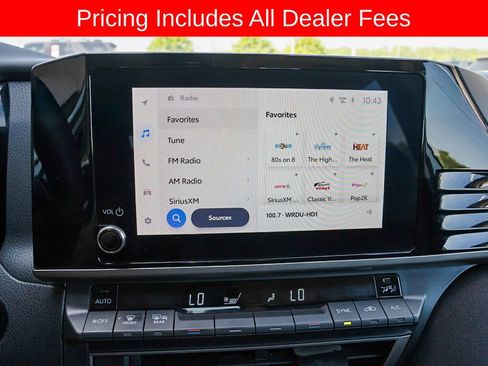 Used 2025 Toyota Camry LE FWD image 12