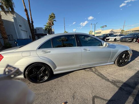 Used 2010 Mercedes-Benz S 550 w/ Sport Pkg image 6