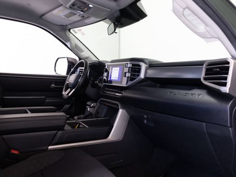 Used 2022 Toyota Tundra SR5 w/ Convenience Package RWD image 20