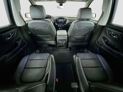 Used 2019 Chevrolet Traverse LT w/ LT Premium Package AWD/4WD image 41