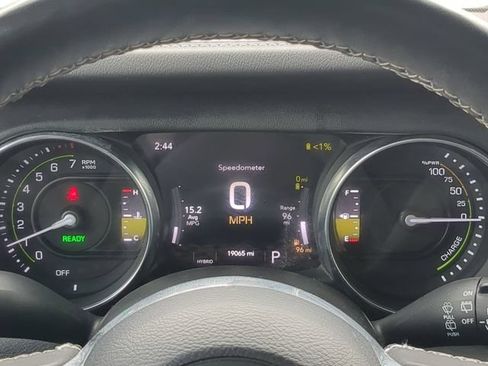 Used 2023 Jeep Wrangler Unlimited Sahara w/ Cold Weather Group AWD/4WD image 33