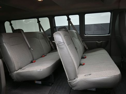 New 2025 Chevrolet Express 3500 LT w/ LT Preferred Equipment Group RWD image 10