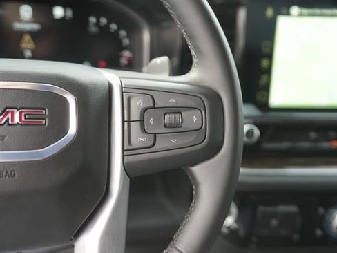 Used 2025 GMC Sierra 1500 Elevation image 23