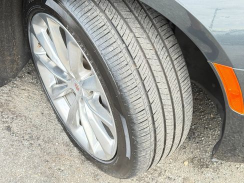 Used 2013 Cadillac XTS Premium image 94