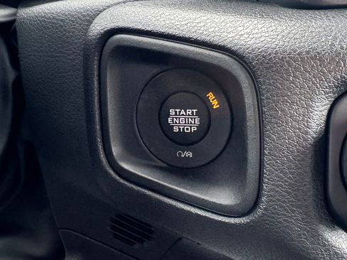 Used 2024 Jeep Wrangler Unlimited Sport AWD/4WD image 28
