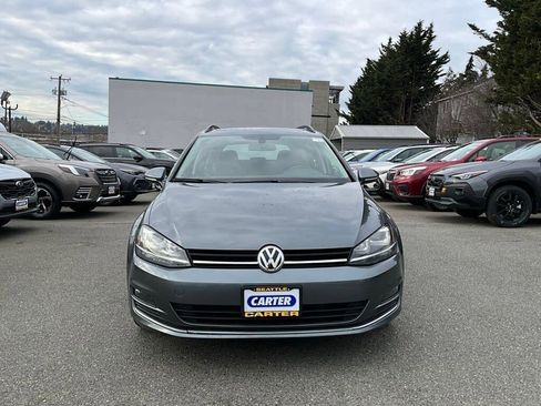 Used 2016 Volkswagen Golf SE w/ Lighting Package image 3