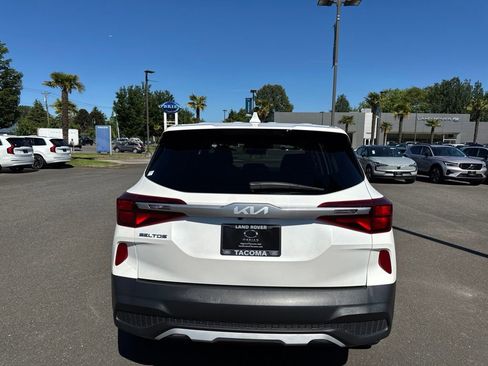 Used 2022 Kia Seltos LX AWD/4WD image 6