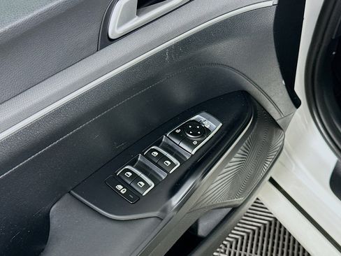 Used 2025 Kia K5 LXS FWD image 15