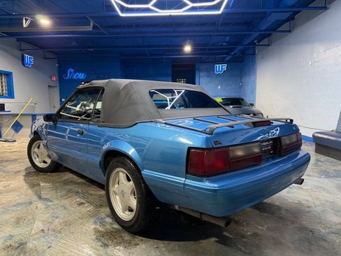 Used 1992 Ford Mustang LX RWD image 5