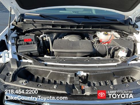 Used 2026 GMC Yukon AT4 w/ LPO, Floor Liner Package AWD/4WD image 37
