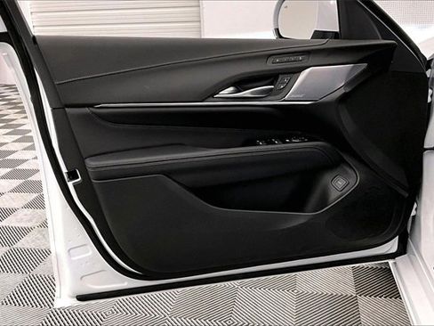 Used 2025 Cadillac CT4 Premium Luxury image 19