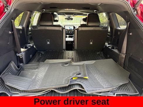 Used 2025 Toyota Highlander XSE image 25