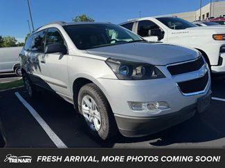 Used 2011 Chevrolet Traverse LS FWD video 1