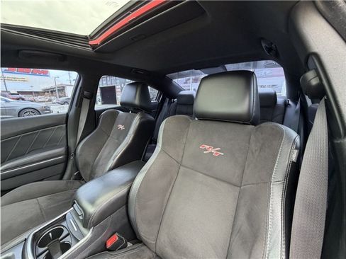 Used 2015 Dodge Charger R/T RWD image 21