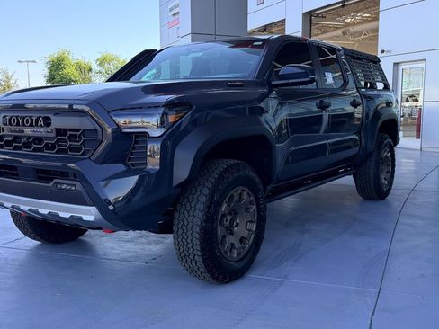 New 2026 Toyota Tacoma 4x4 Double Cab Hybrid image 2