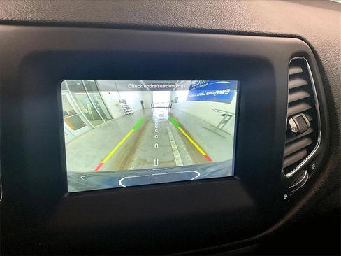 Used 2021 Jeep Compass Latitude w/ Convenience Group image 19