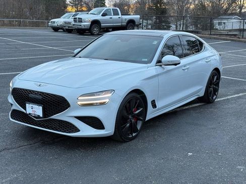 Used 2023 Genesis G70 3.3T w/ Sport Prestige Package image 9