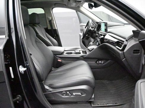 Certified 2025 Acura MDX SH-AWD image 14
