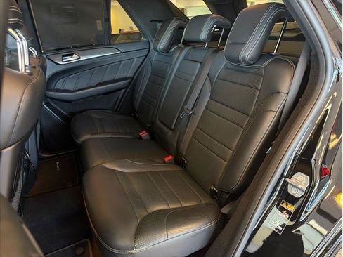 Used 2019 Mercedes-Benz GLE 63 AMG 4MATIC image 31
