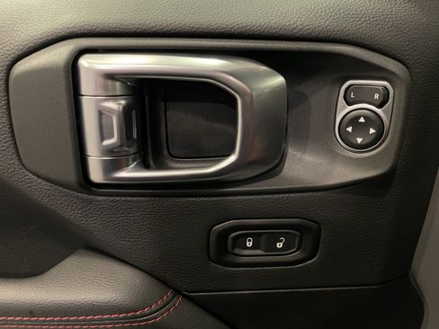 Used 2023 Jeep Wrangler Unlimited Rubicon 392 AWD/4WD image 11