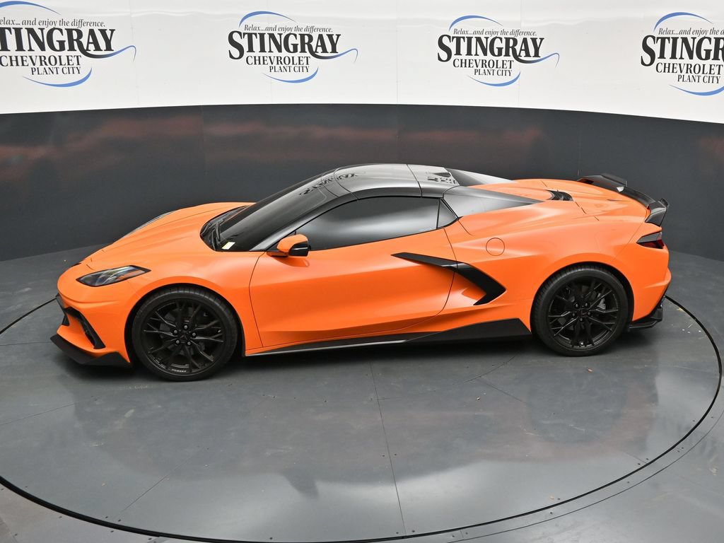 Used 2023 Chevrolet Corvette Stingray Premium Conv w/ Z51 Performance Package RWD image 21
